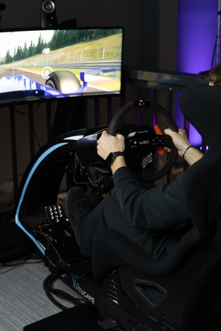 Simulateur automobile disponible chez Complexia
